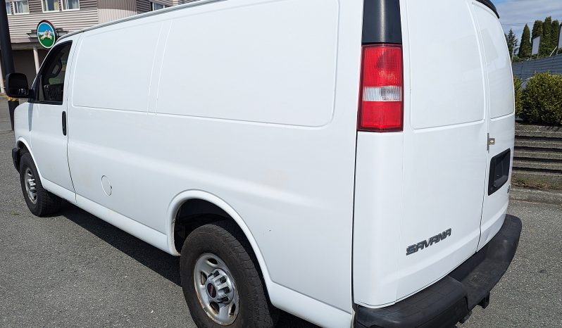 2017 GMC Savana 3500 Cargo Van full