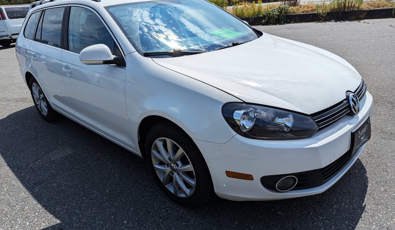 2013 Volkswagen Golf Sportwagen full