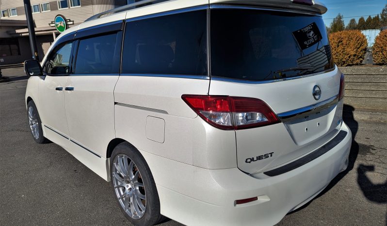 2011 Nissan Quest full