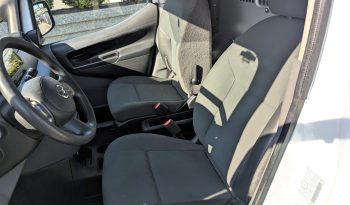 2015 Nissan NV200 full