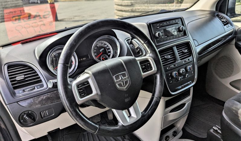 2014 Dodge Caravan full