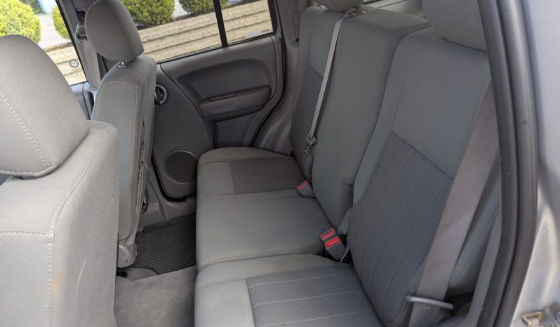 2005 Jeep Liberty full