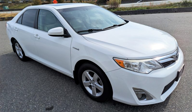 2014 Toyota Camry Hybrid full
