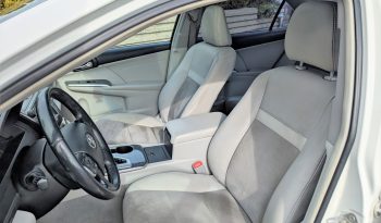 2014 Toyota Camry Hybrid full