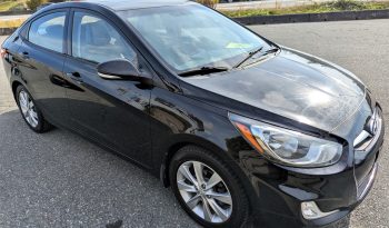 2013 Hyundai Accent full