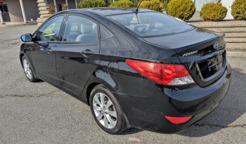 2013 Hyundai Accent full