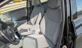2013 Hyundai Accent full