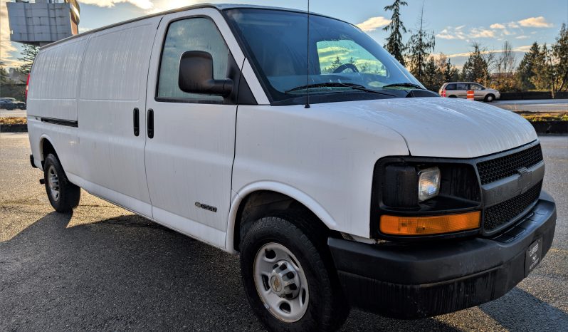 2004 Chevrolet Express 2500 Extended full
