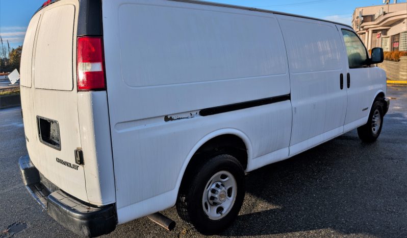 2004 Chevrolet Express 2500 Extended full